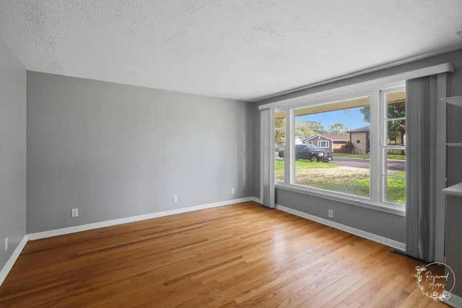 259 N Monroe Avenue, Bradley, IL 60915 - #3
