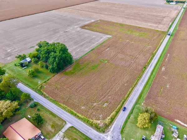 Address Withheld By Seller, Edgewood, IL 62426