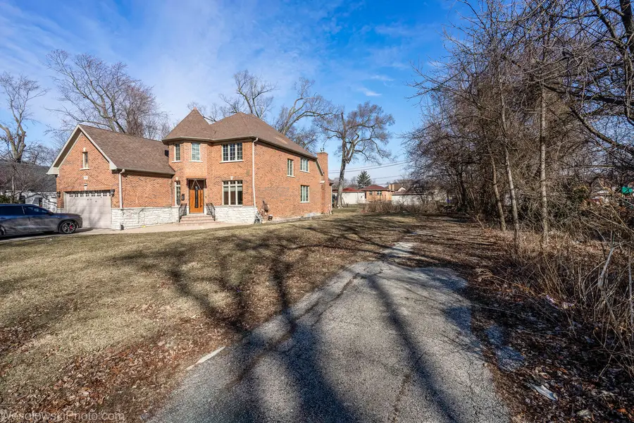 1738 Lunt Avenue, Des Plaines, IL 60018 - #2