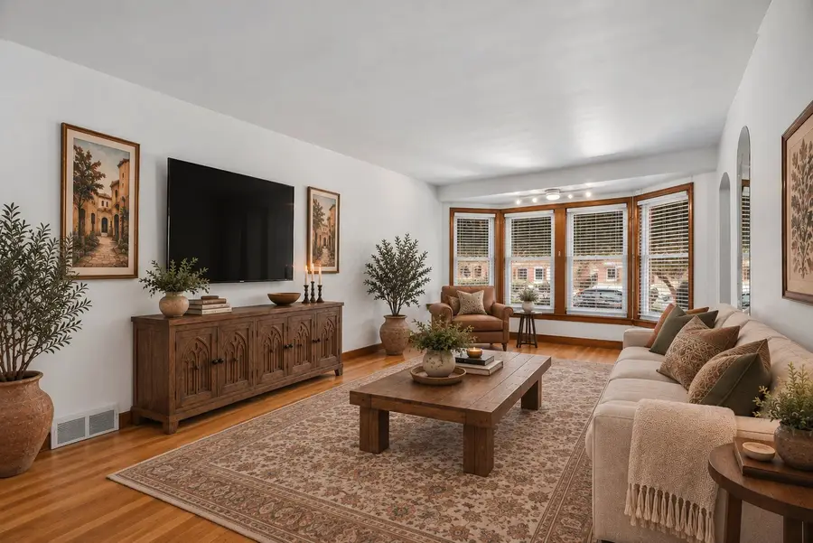 4731 S Kostner Avenue, Chicago, IL 60632 - #2