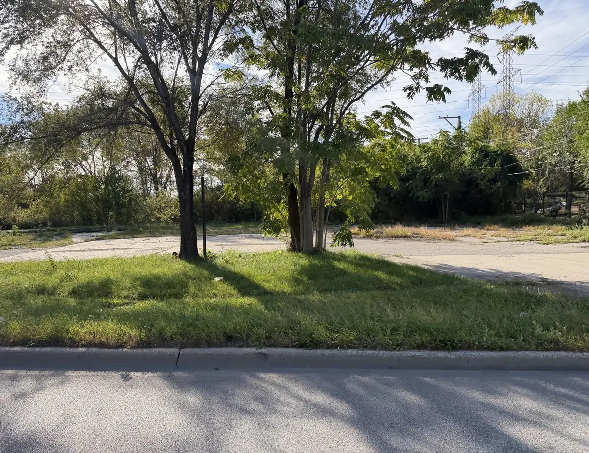 3429 E 136th Street, Chicago, IL 60633 - #1