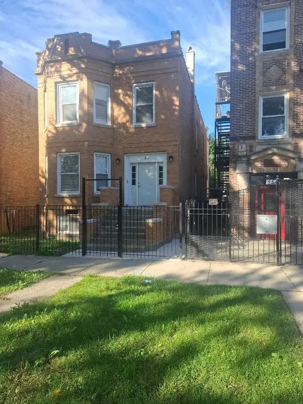 552 N Central Park Avenue, Chicago, IL 60624