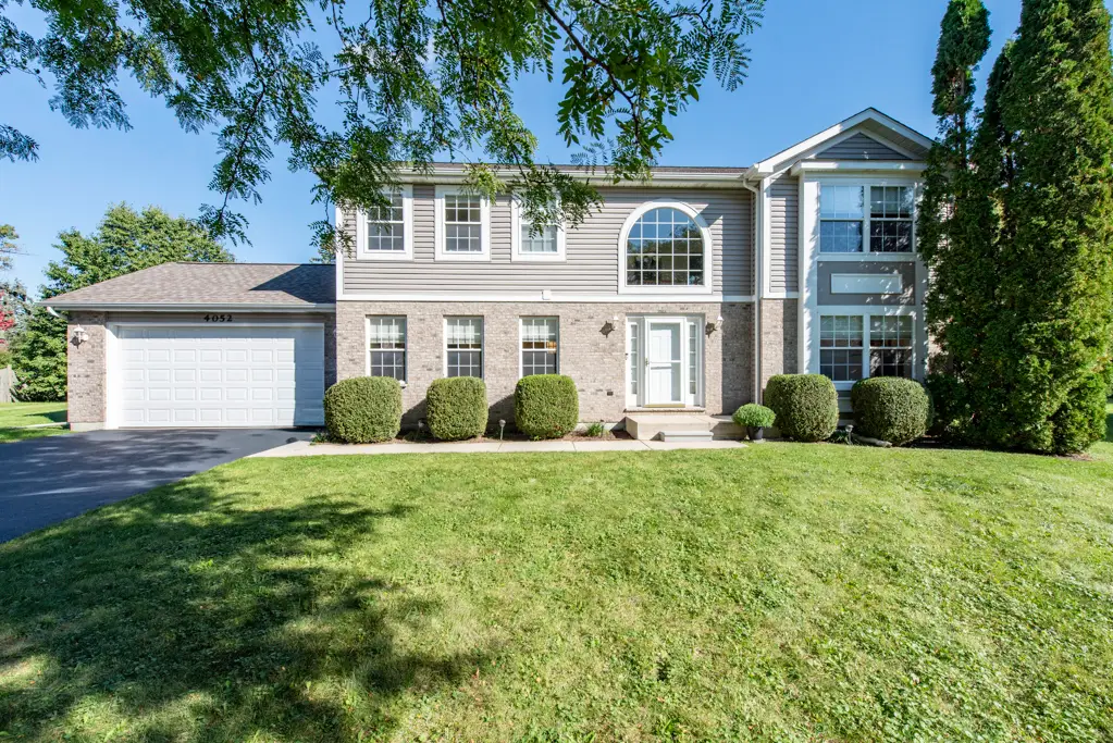 4052 Woodcrest Court, Gurnee, IL 60031 - #1