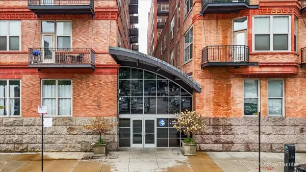 500 S Clinton Street #612, Chicago, IL 60607