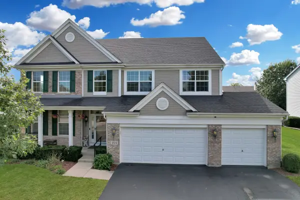 404 Hackney Lane, Oswego, IL 60543