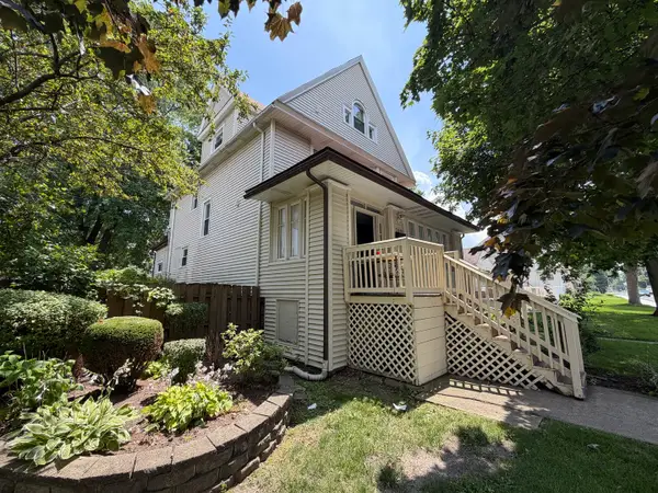 209 S 19th Avenue, Maywood, IL 60153