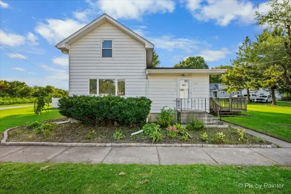 163 Wahlgren Avenue, Hinckley, IL 60520