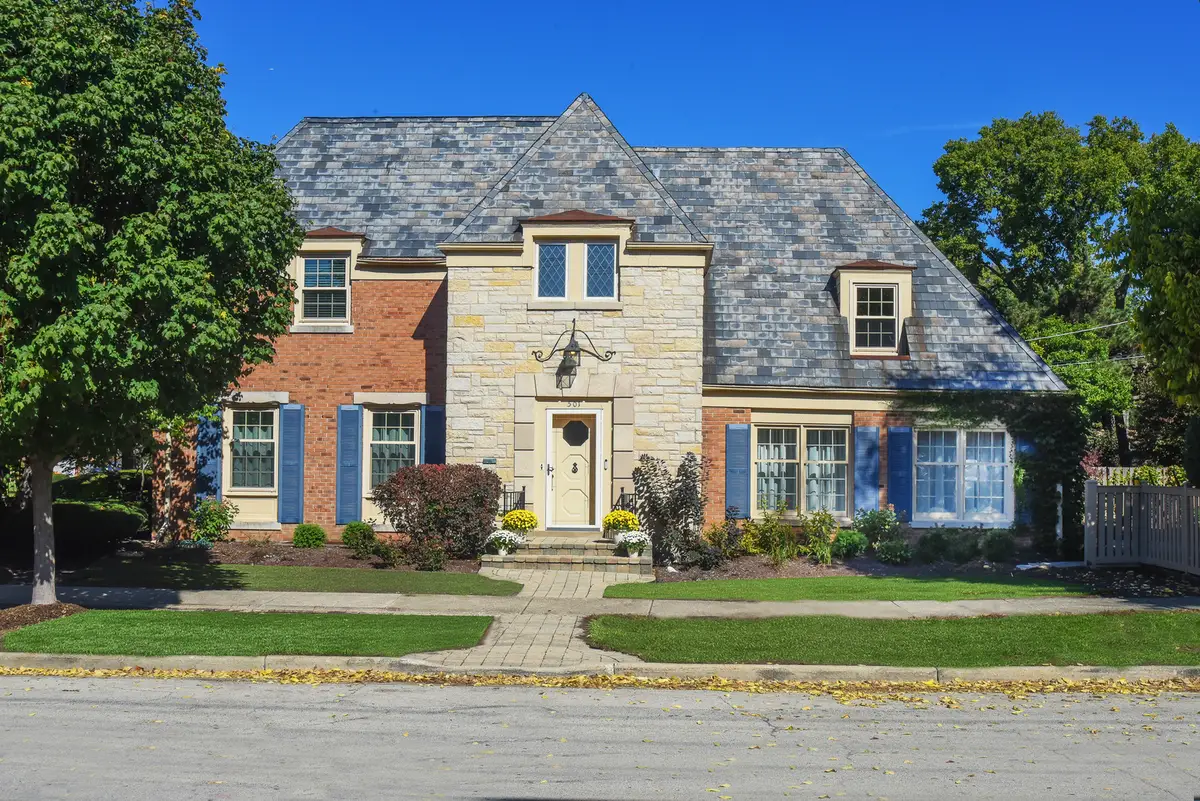 501 N Park Road, La Grange Park, IL 60526 - #1