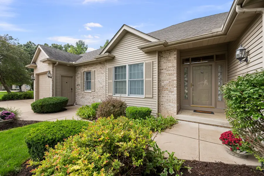 3625 71st Street Court, Moline, IL 61265 - #3