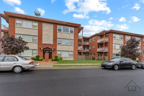 3033 Paris Avenue #303, River Grove, IL 60171