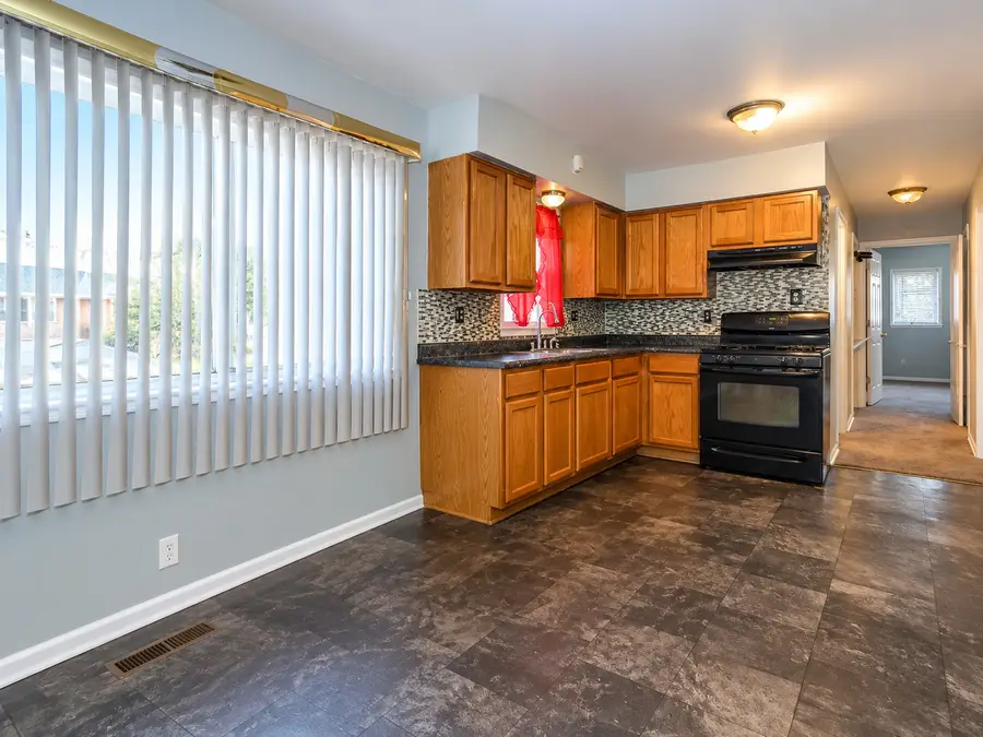 8502 S Morgan Street, Chicago, IL 60620 - #2