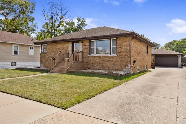 3427 Adams Street, Lansing, IL 60438