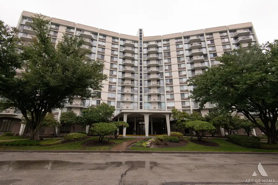 20 N Tower Road #9E, Oak Brook, IL 60523 - #3