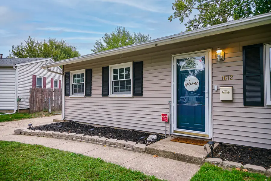 1612 Koch Street, Pekin, IL 61554 - #2