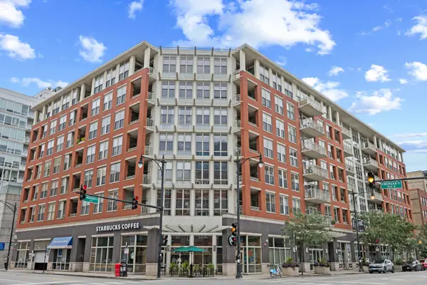 1001 W Madison Street #413, Chicago, IL 60607