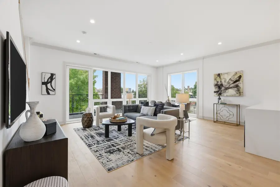 6414 N Francisco Avenue #2R, Chicago, IL 60645 - #3