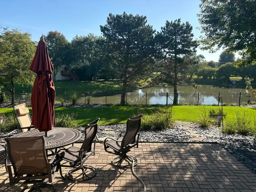 2559 W Walnut Avenue, Geneva, IL 60134 - #3