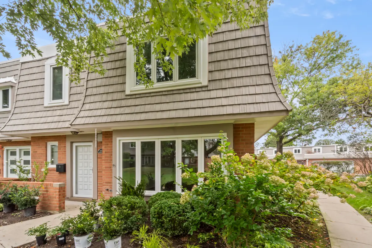 1491 Avignon Court, Highland Park, IL 60035 - #1
