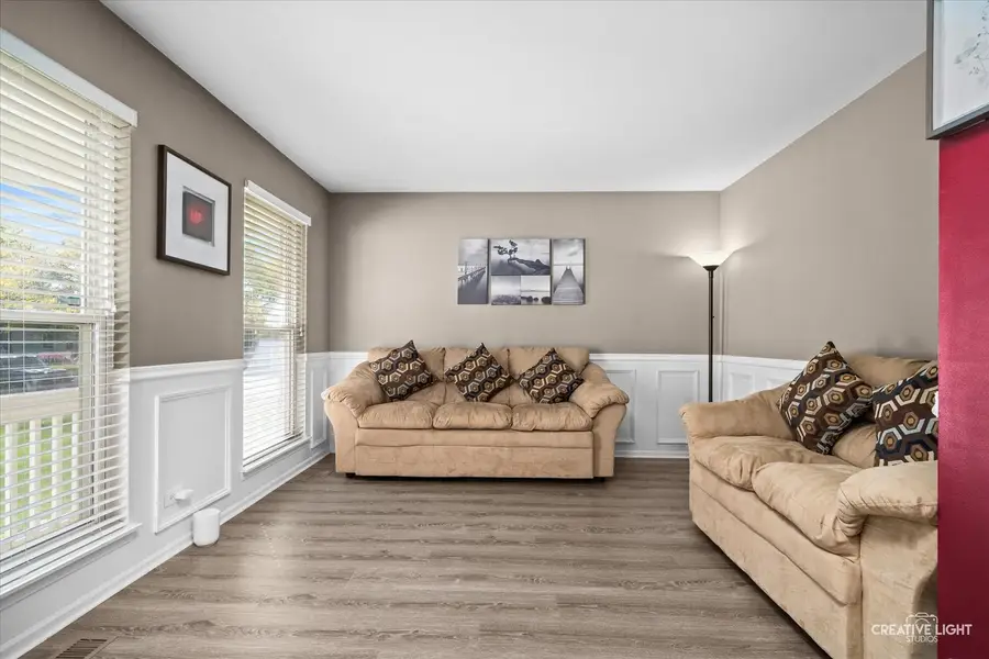 624 Jenna Drive, South Elgin, IL 60177 - #2