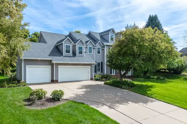 6455 Thomas Court, Bettendorf, IA 52722