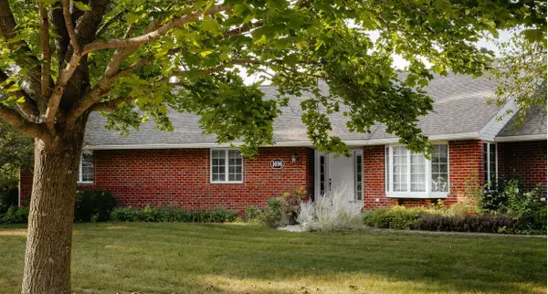 1496 Us Highway 150, Goodfield, IL 61742