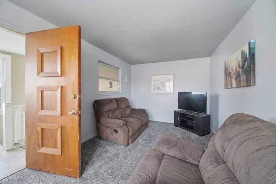 12815 Clinton Street, Blue Island, IL 60406 - #2