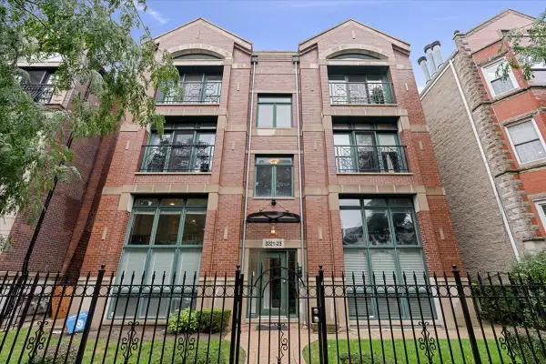 3223 N Clifton Avenue #3N, Chicago, IL 60657