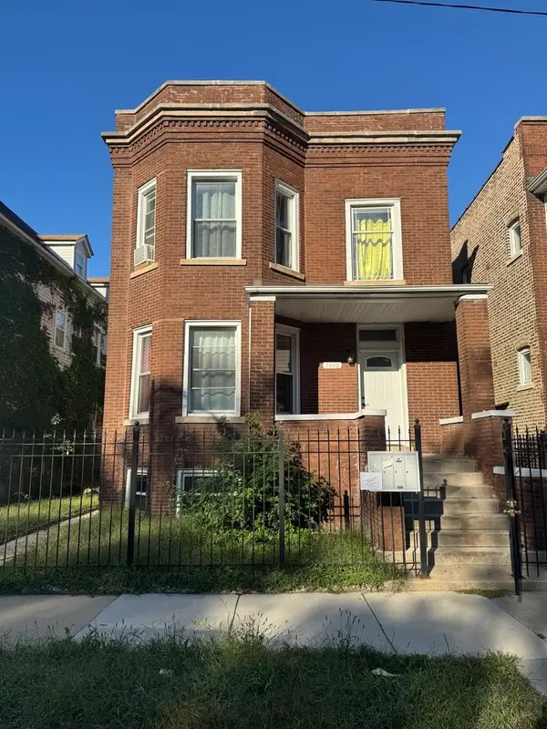 7940 S Brandon Avenue, Chicago, IL 60617