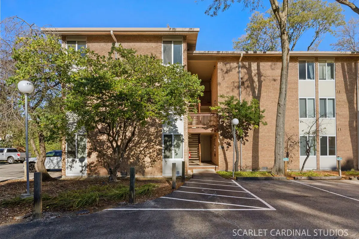 5805 Oakwood Drive #E, Lisle, IL 60532 - #1