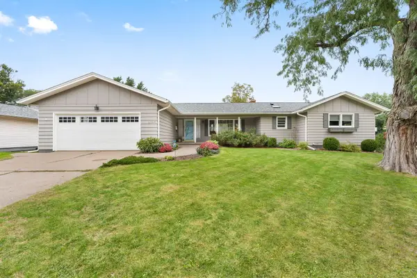 2708 E Hayes Street, Davenport, IA 52803