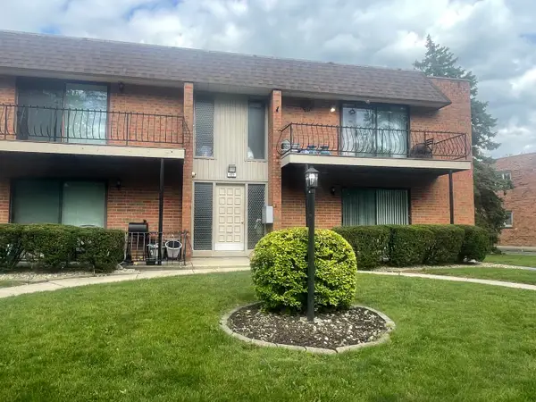 623 N Carroll Parkway #101, Glenwood, IL 60425