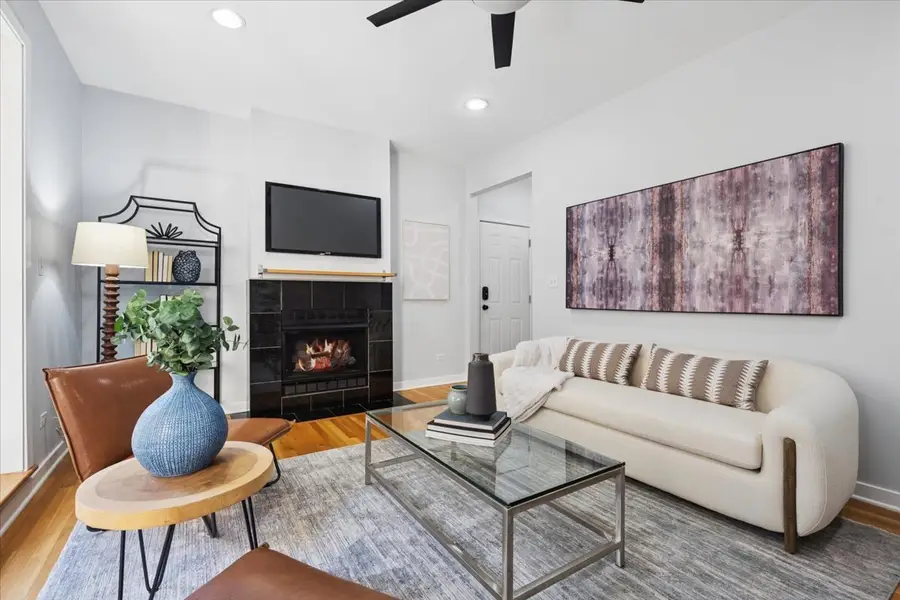 3012 W Addison Street #3N, Chicago, IL 60618 - #2