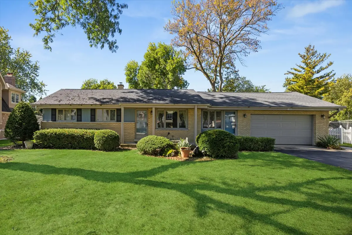 1660 N Highland Avenue, Arlington Heights, IL 60004 - #1