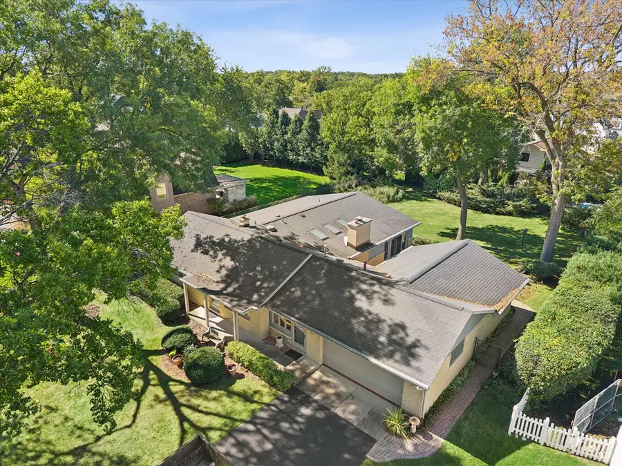 1660 N Highland Avenue, Arlington Heights, IL 60004 - #3