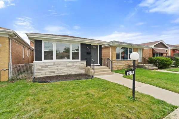 9625 S Lowe Avenue, Chicago, IL 60628