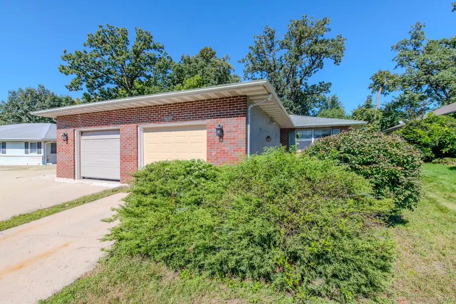 2516 Red Oak Trail, Crest Hill, IL 60403 - #3
