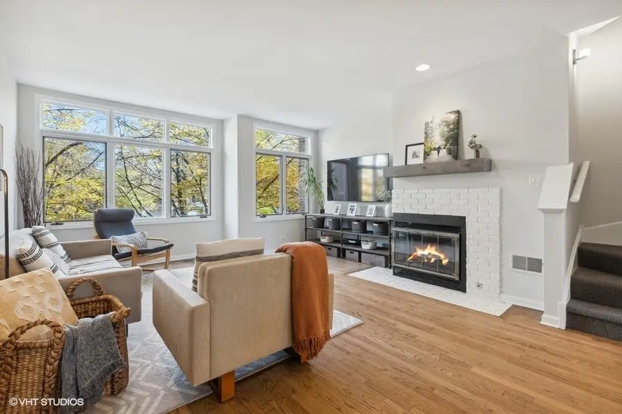 2715 N Janssen Avenue, Chicago, IL 60614 - #2