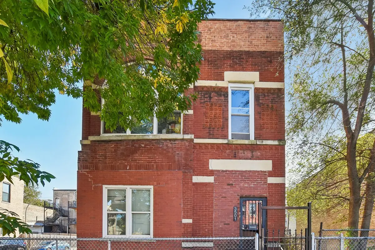 3501 W Walnut Street, Chicago, IL 60624 - #1
