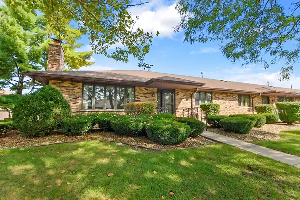 8316 Ashley Lane #1272, Tinley Park, IL 60477