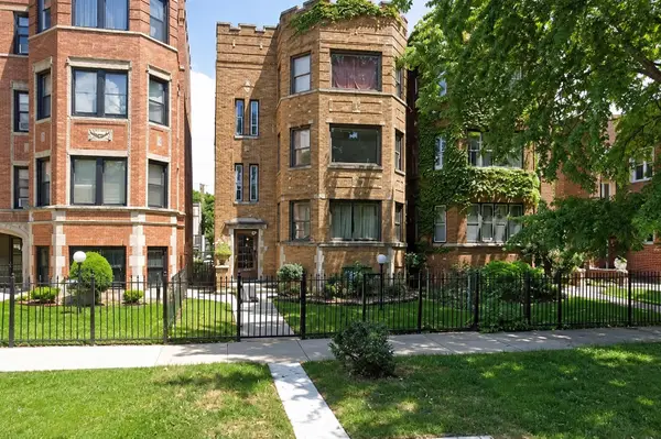 8111 S Langley Avenue, Chicago, IL 60619