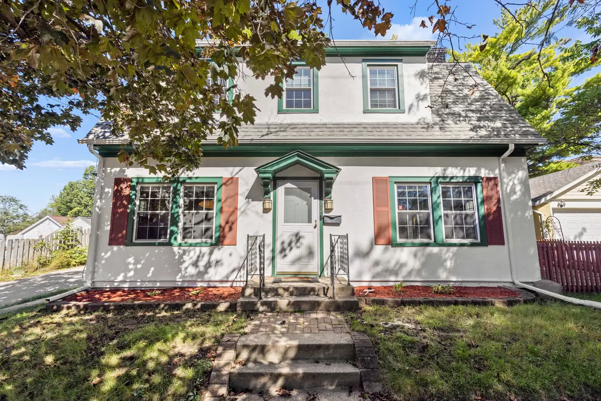 1842 Crosby, Rockford, IL 61107 - #1