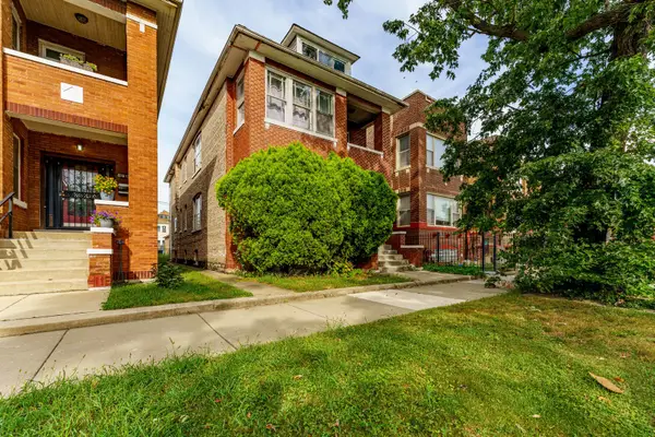 6734 S Maplewood Avenue, Chicago, IL 60629