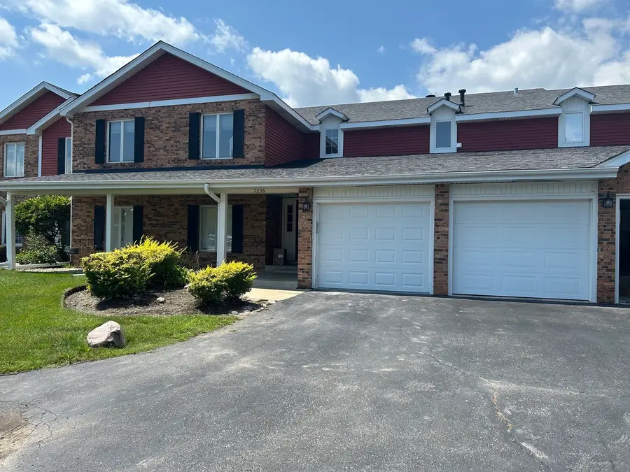 7236 Cottonwood Court #A, Willowbrook, IL 60527 - #2