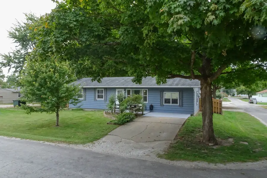 205 S Miller, Clinton, IL 61727 - #2