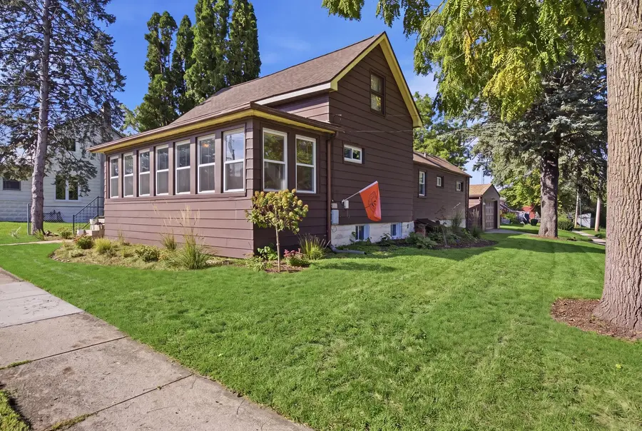 493 E Exchange Street, Sycamore, IL 60178 - #3