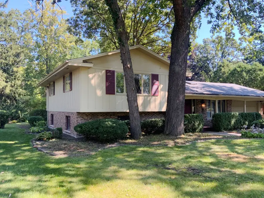 780 W Marywood Avenue, Aurora, IL 60505 - #3