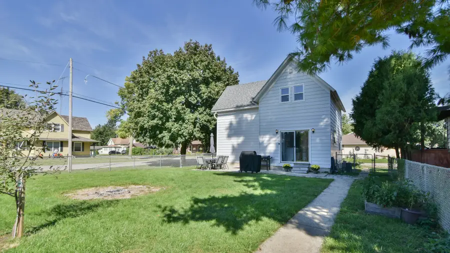 412 Prospect Avenue, Kirkland, IL 60146 - #3