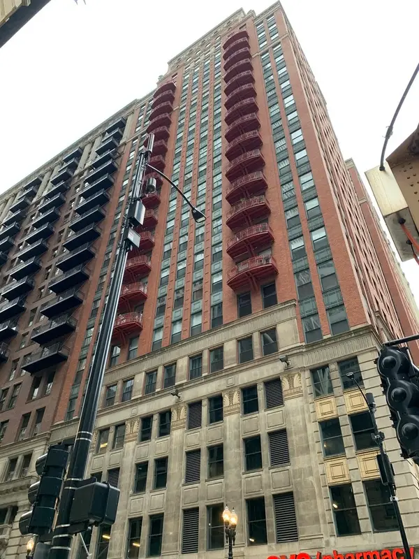 208 W Washington Street #1403, Chicago, IL 60606