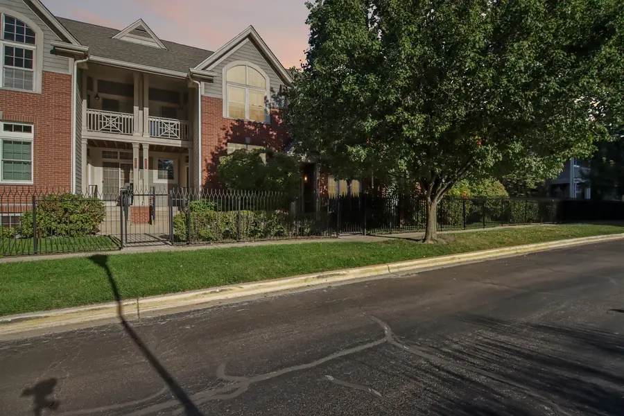 8437 Callie Avenue, Morton Grove, IL 60053 - #2