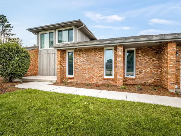 6022 Fireside Drive, Rockford, IL 61114